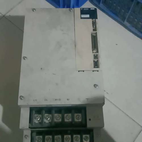 议价安川伺服驱动器 SSGDV-550A01A