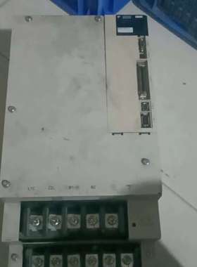 议价安川伺服驱动器 SSGDV-550A01A