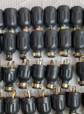 议价AMERlCAN电机旋转自锁插头，货场来源，成色如图