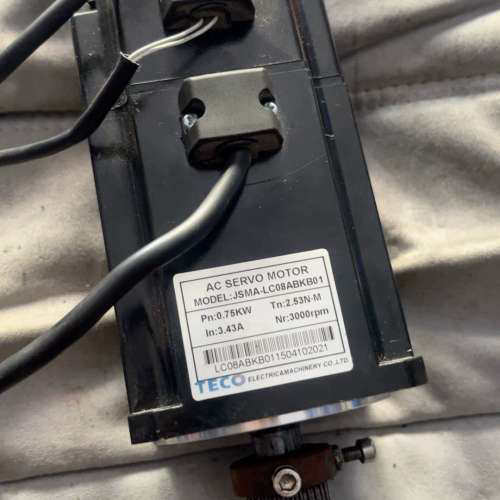 议价出售东伺服电机，型号JSMA-LC08ABKB01，功率0