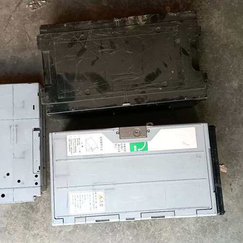 议价存钞箱其他请看图，白色大的7台，黑色大的3台有有点损，