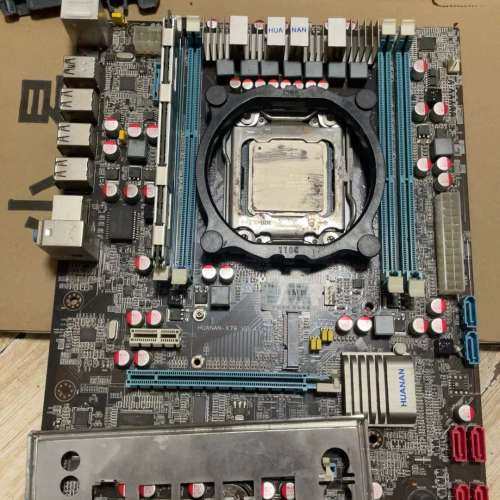 议价X79主板，E5处理器，8g内存，联系