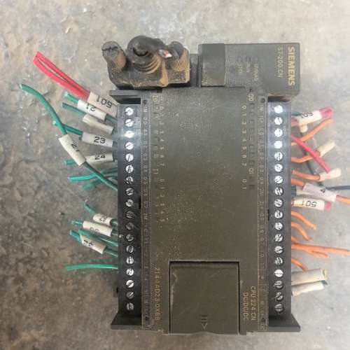 议价PLC，6ES7 214-1AD23-0XB8，成色如