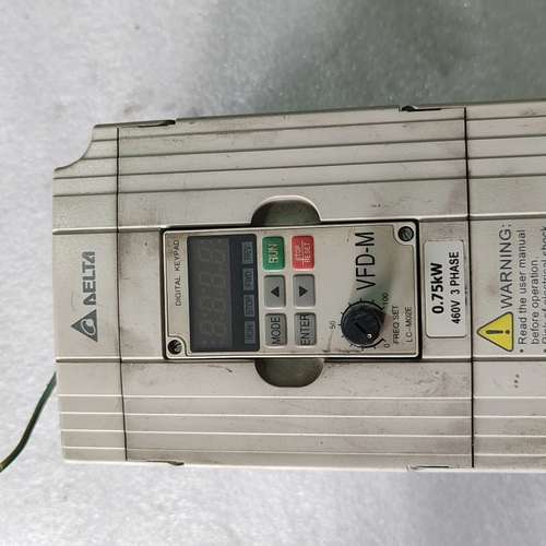 议价原装拆机变频器，VFD007M-43B，0.75千瓦，实物拍