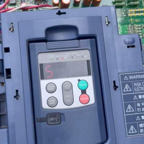 议价拆机富士G1S变频器132KW，FRN132G1S-4C，