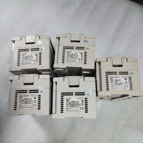 议价三菱PLC/可编程控制器32点位晶体管，继电器型