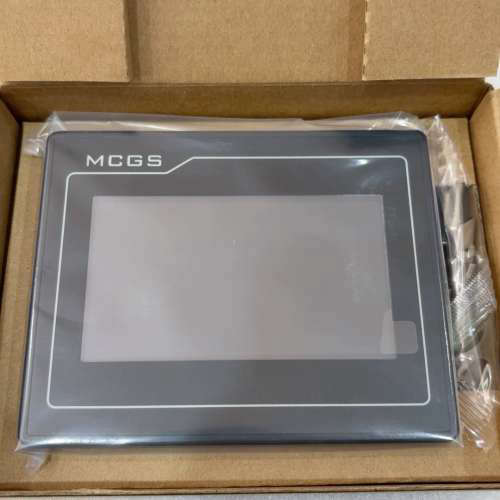 议价全新昆仑通态4.3寸触摸屏TPC4013EF，完整。支持