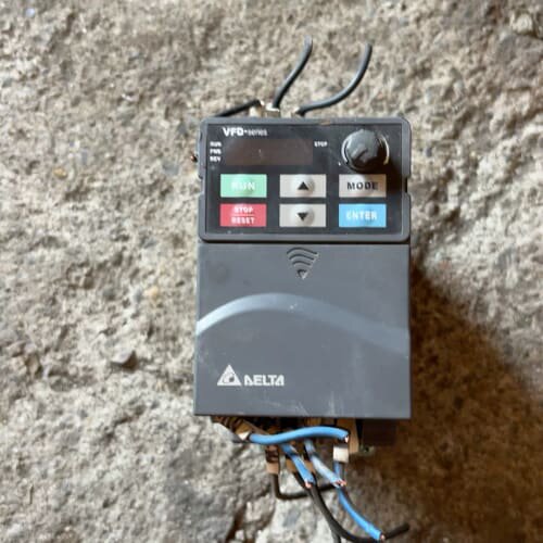 议价台达变频器VFD007E43A，三相380V，0.75KW功