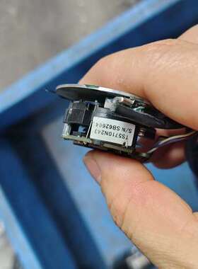 议价7个多摩川编码器TS5710N243 功能正常，图片