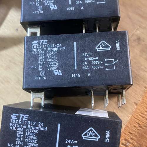 议价全新原装泰科继电器T92S7D12-24 6脚 24VDC运