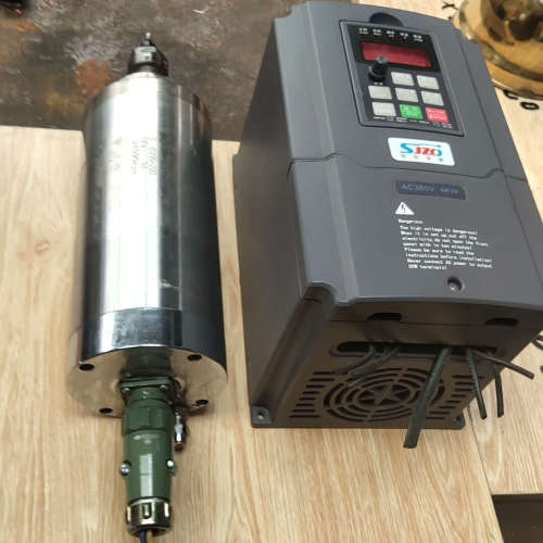 议价中驱4kw/5.5Kw变频器，ZQ510A-004G3/5R