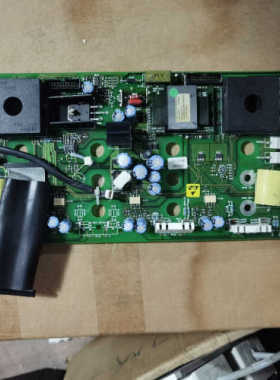 议价CT变频器驱动板UD46 3130-0455，拆机，有陶