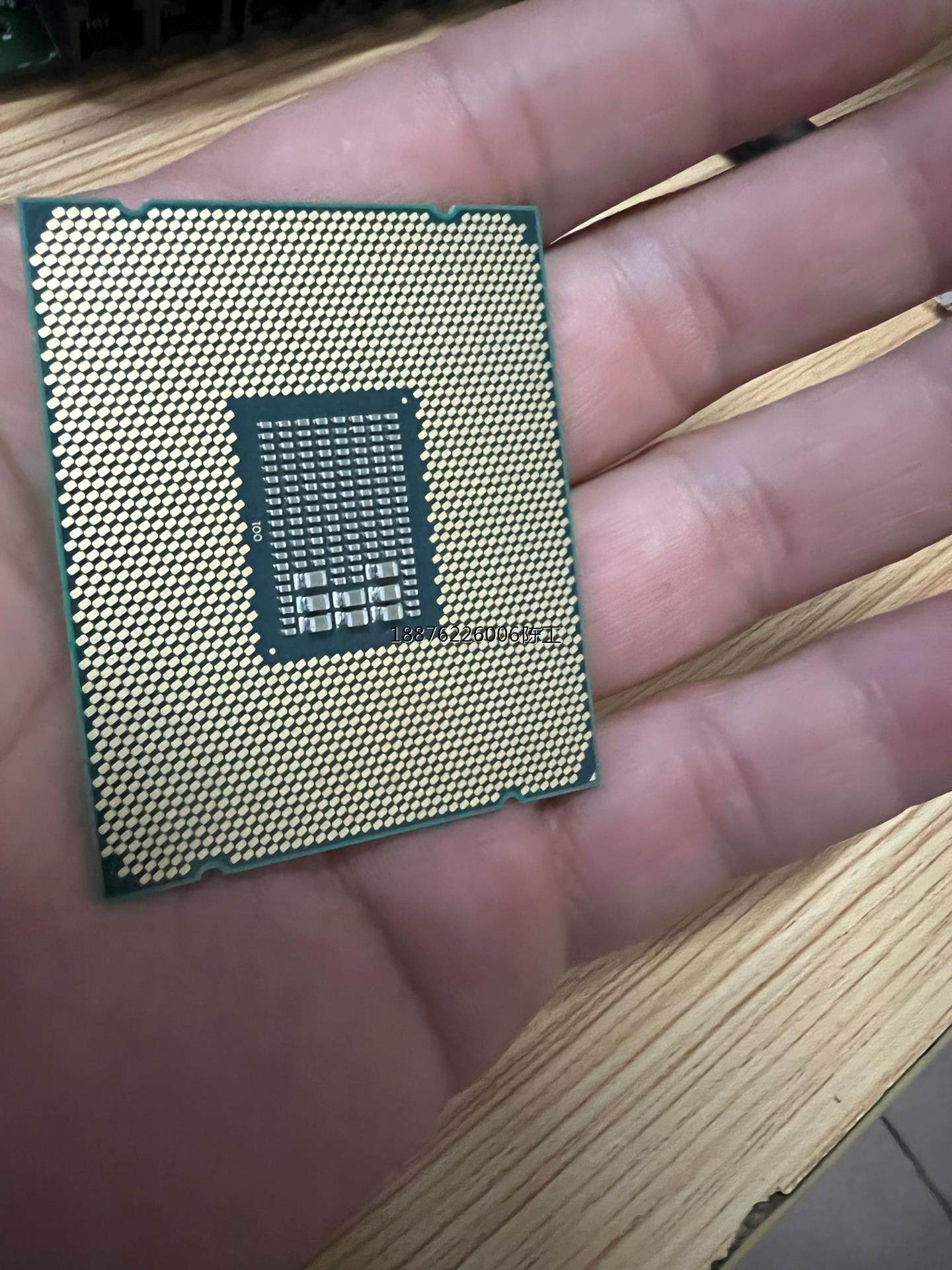 英特尔intel xeon cpu e5-2620v4 拆机