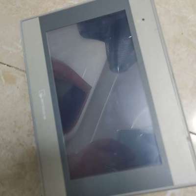 议价威纶触摸屏，MT8071IE，功能完好，成色不错