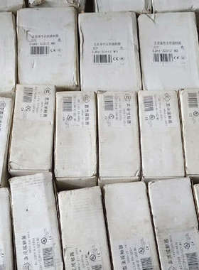 议价全新的直流操作交流接触器，CJX4-3201Z有8个，100