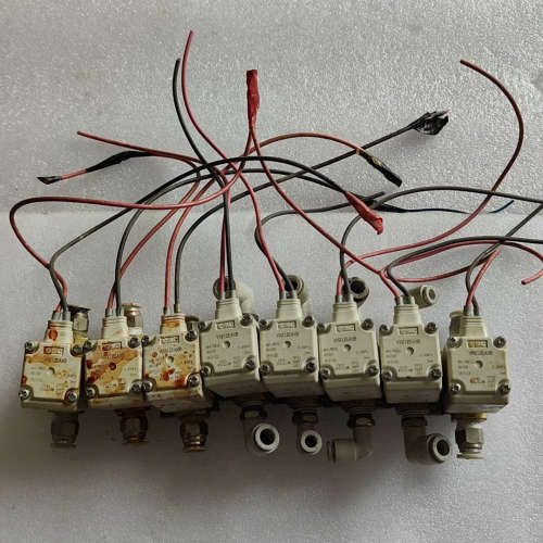 议价原装SMC电磁阀VX212EAXB