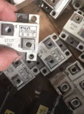 议价et127 2sc2770 et102 2sd1066原装拆