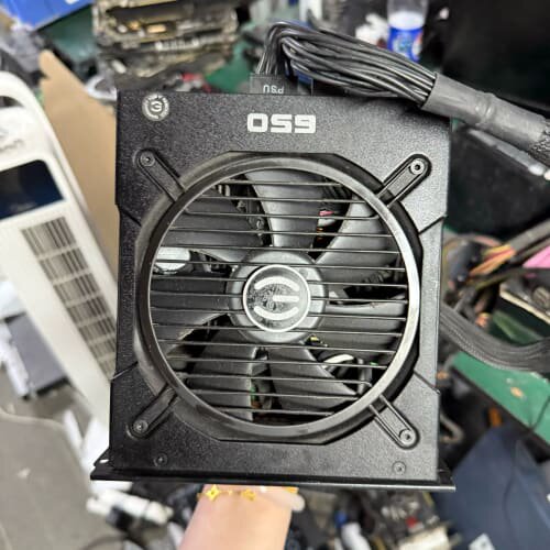 议价EVGA艾维克 650G电源