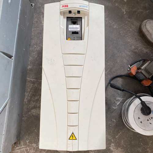 议价ABB变频器ACS510-01-031A-4，18.5，三相