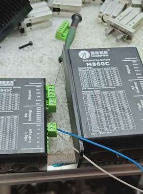 议价雷赛M542C和m860c步进电机驱动器都拆机的，通电亮绿灯