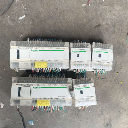 议价TM218LDA40DR4PHN,二手拆机，功能完好，