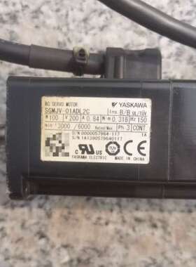 议价安川伺服电机 SGMJV-01ADL2C，轻微使用痕迹，两相