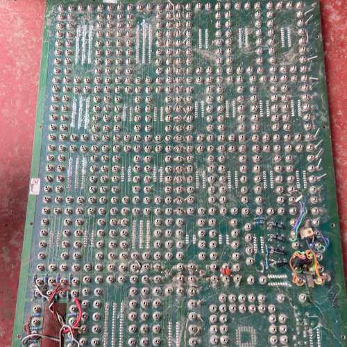 议价含铜料线路板，上面都是黄铜，挺重的，公斤，适合下炉，感兴