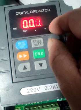 议价变频器，AC300-2S2R2G-Y，2.2KWG，220V