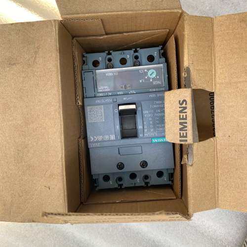 议价3VA1110-5EE32-0AA0，100Ａ全新的没