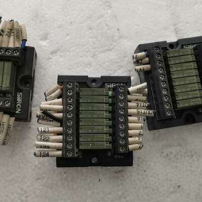 议价SIRO接线端子Y410  拆机3个，，成色如图所示