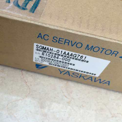 议价安川伺服电机SGMAH-01AAAG761带CP-20A-3