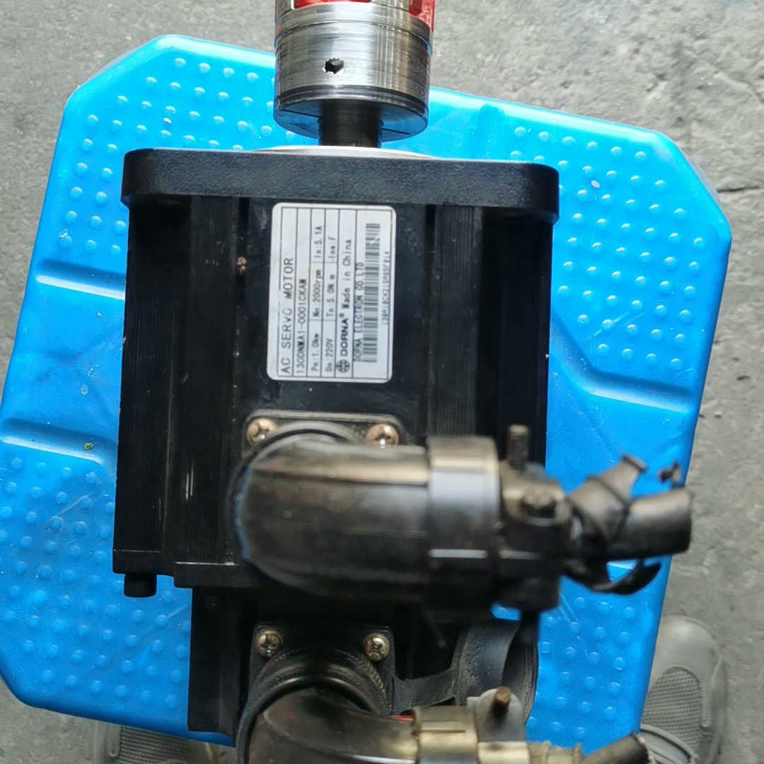 议价东菱伺服电机130DNMA1-0001CKAM，1kw。二手