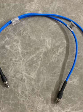 议价PPG2射频线，蓝色线身，两端镀金接口，。线体完好，