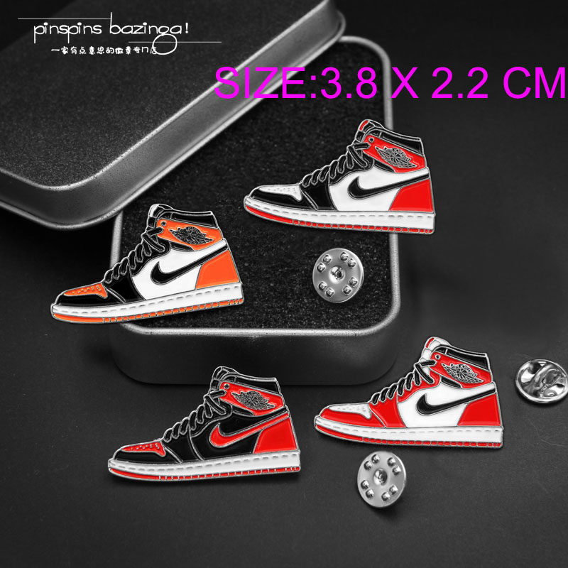 金属徽章 复古 VINTAGE AJ1鞋子 大尺寸 篮球鞋 胸针 Sneaker Pin