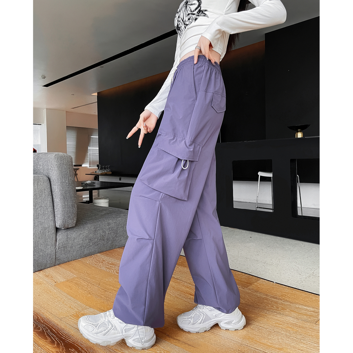 唐狮2025秋冬休闲长裤女宽松休闲风工装运动户外时尚尼龙加绒女裤