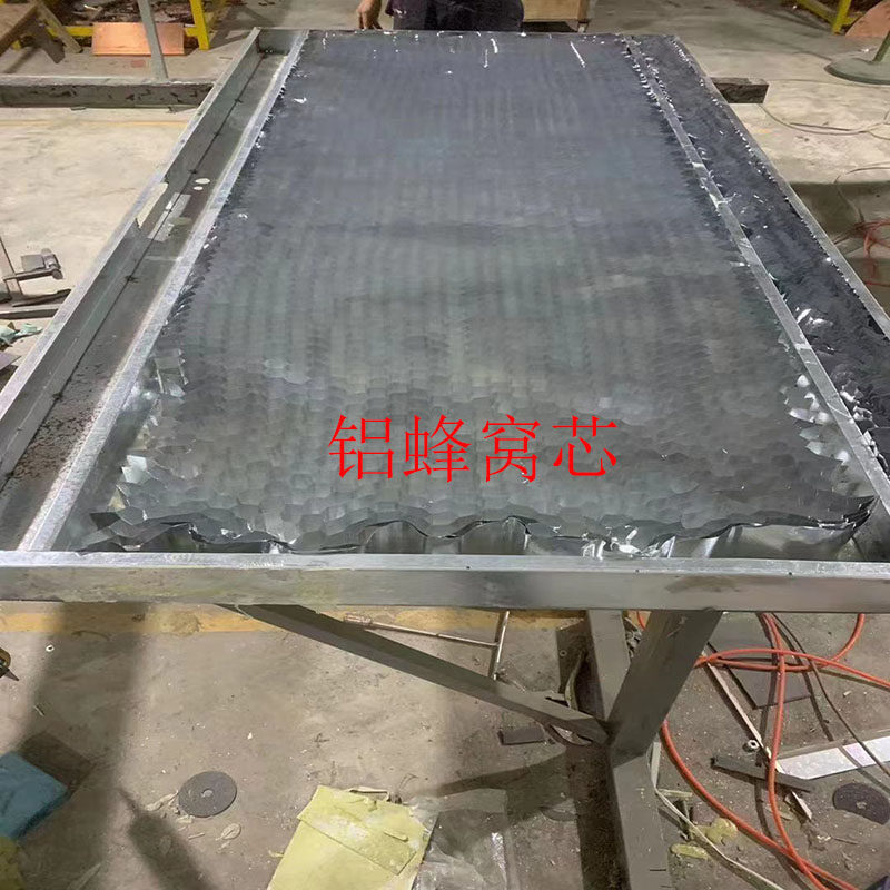 定做铝蜂窝芯复合板材生态木门全铝家具衣橱网状填充蜂窝防火门芯