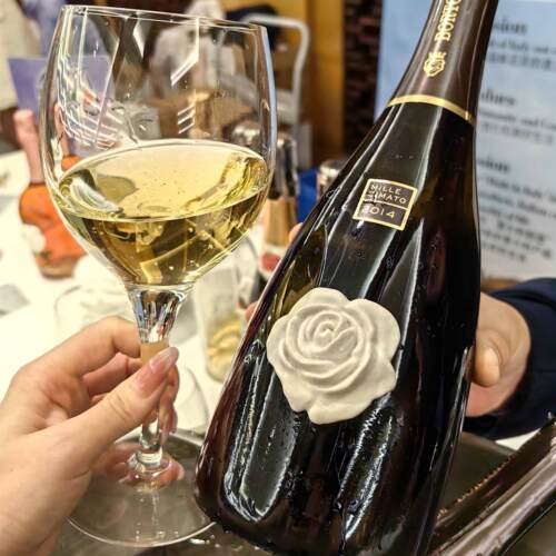 意大利手工雕刻大理石玫瑰起泡酒