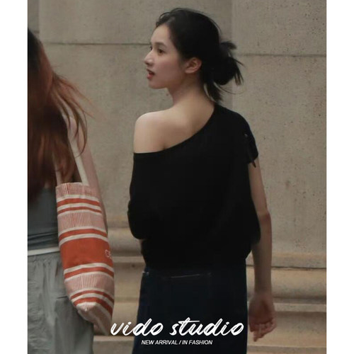 黑色斜肩松弛感穿搭短袖T恤体恤