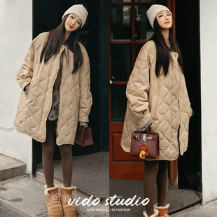 明星同款 韩系简约外套上衣棉衣厚冬 巴恩风卡其色菱格棉服女中长款