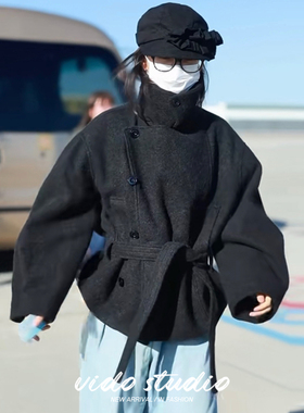 章若楠同款黑色羊毛毛呢外套女翻领腰带修身短款气质高级感大衣冬