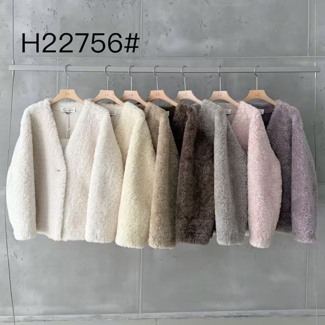 韩版宽松百搭皮毛一体短款外套女