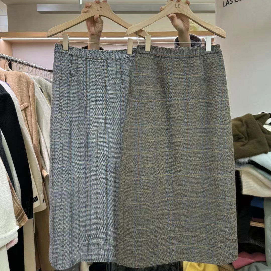 中长款A字羊毛格子半身裙女冬