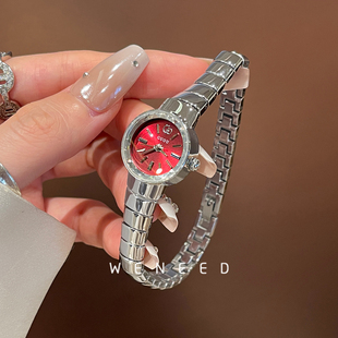 weneed2026新款 轻奢小众气质复古高级感女士钢带女表 手表女款