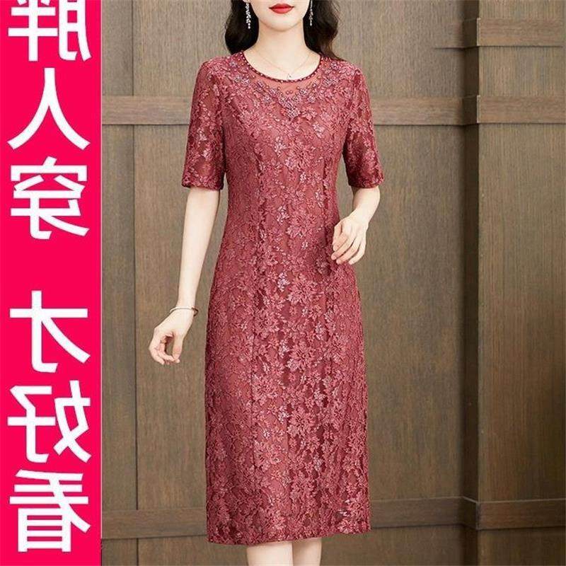 200斤高档大码气质复古显瘦中年妈妈连衣裙2025新款夏季蕾丝裙子