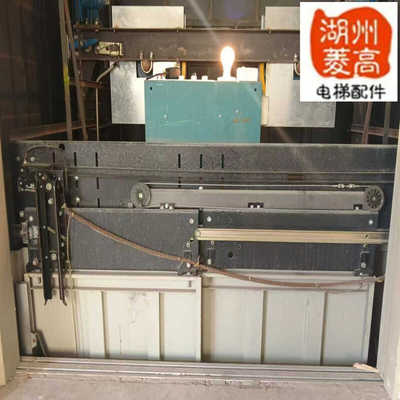 电梯配件无锡展鹏FES0.01旁开轿门门机门头烤漆不锈钢门板定制
