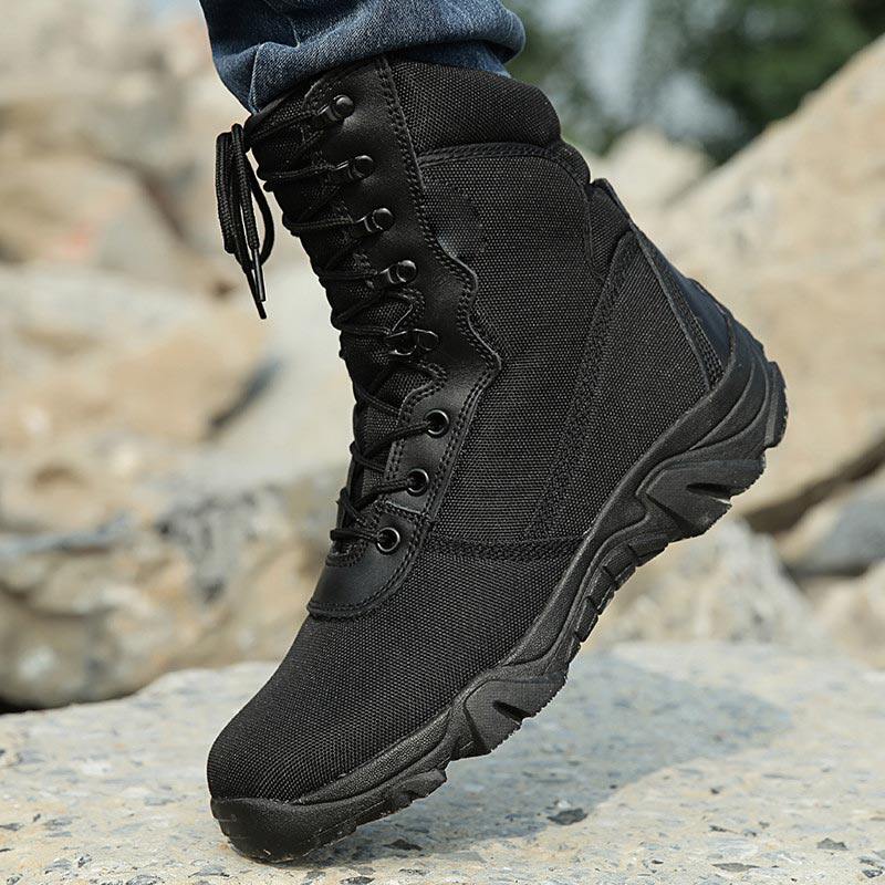 Bottes militaires - porter - Ref 1397461 Image 1