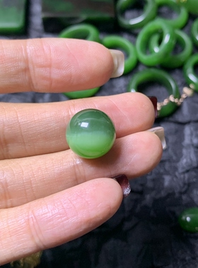 和田玉碧玉猫眼（13mm收藏级别定制款）没打孔