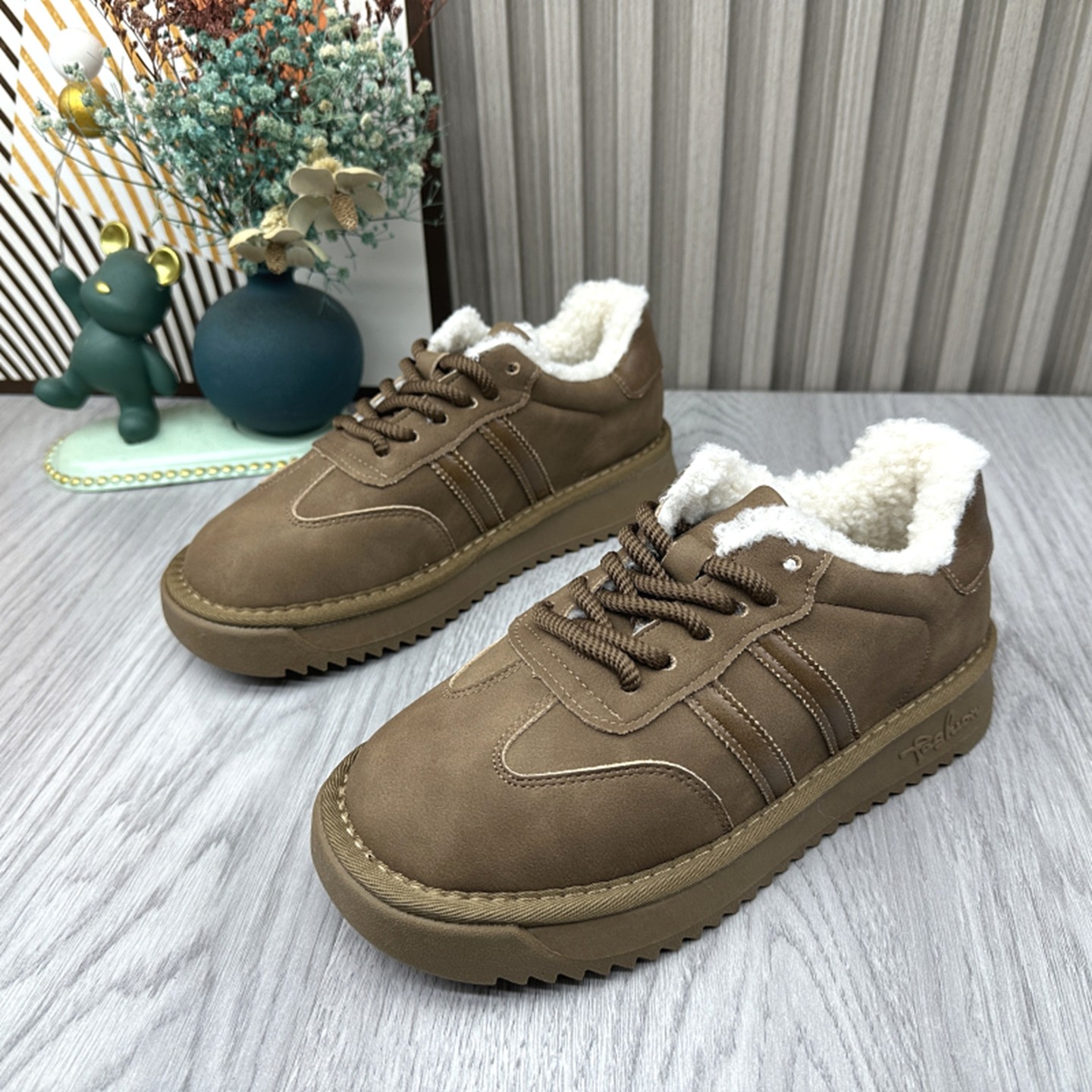 工厂撤柜处理2026春季新款真皮圆头系带勃肯鞋加绒保暖复古女棉鞋,女鞋,德训鞋,淘宝优惠券,粉丝福利购,淘宝优惠卷