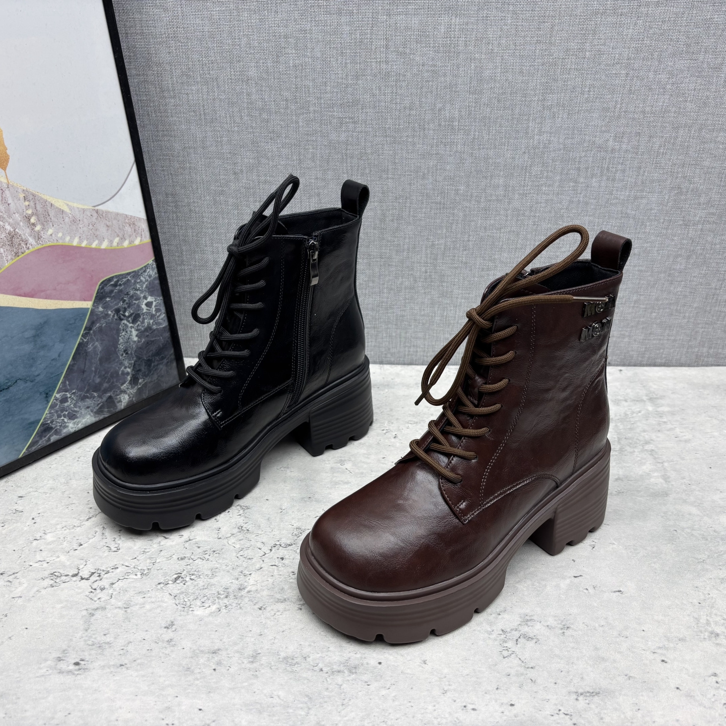 英伦牛皮马丁靴2025秋冬季新款撤柜折扣真皮粗跟高跟单靴女短靴