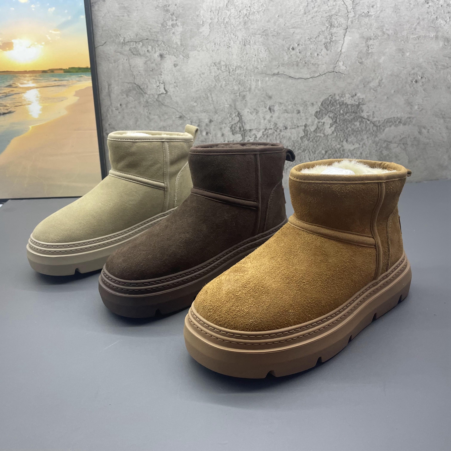 2025新款撤柜断码处理冬季真皮厚底耐磨套筒加绒保暖雪地靴女棉靴